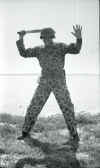 Marine_machete_camo1.jpg (146876 bytes)