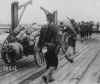 Navy_landing_1914a.JPG (83833 bytes)