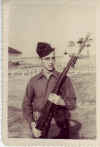 WWII GI with M1 & bayonet.jpg (124484 bytes)
