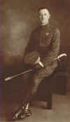 WWI Officer.jpg (15053 bytes)